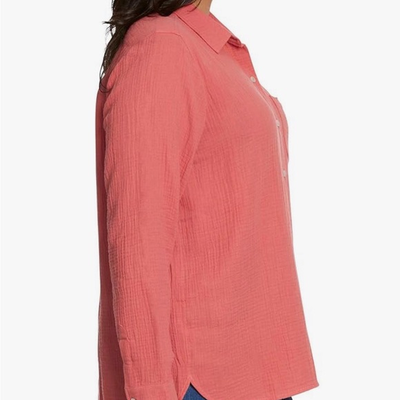 Jessica Simpson Women's Gauzy Long Sleeve Button Down Shirt - Picture 2 of 5